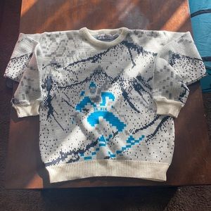 Vintage Skier & Mountains Knit Sweater